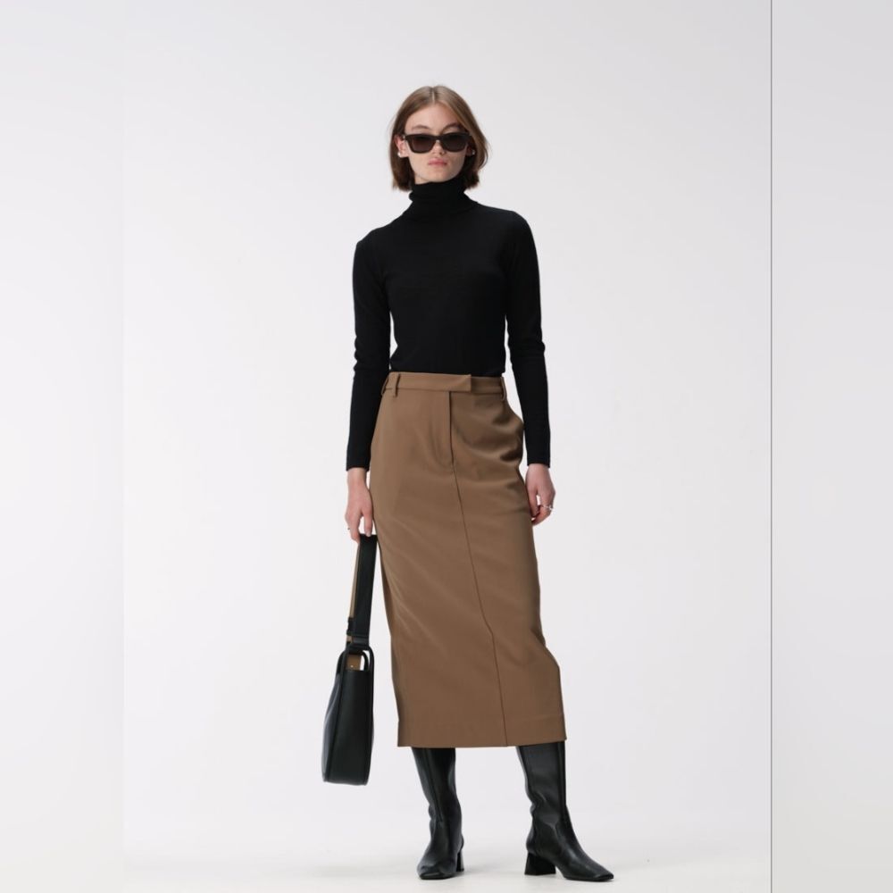 Elegant Brown Midi Skirt
